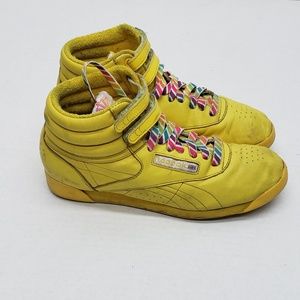 Reebok Hightop yellow throwbacks special edition